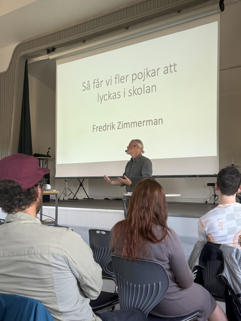 Vad kan vi som arbetar med plats oberoende undervisning lära av Fredrik Zimmermans forskning?